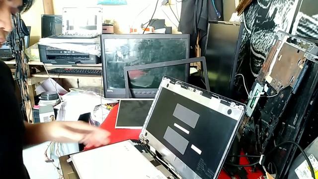 Tutorial Cara Mudah Mengatasi Layar Putih LCD Laptop/ Notebook ll White Screen смотреть онлайн