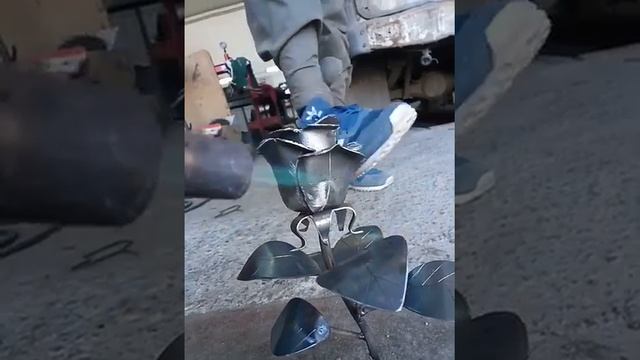Красота и искусство РОЗА из металла（окрас огнём） смотреть онлайн