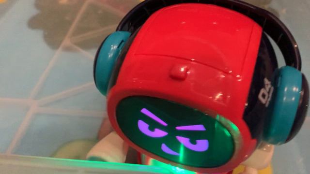 Игрушка музыкальная робот. смотреть онлайн