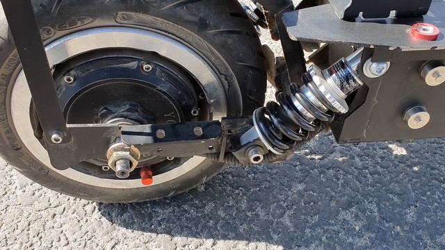МЕНЯЕМ АМОРТИЗАТОРЫ НА ЭЛЕКТРОСАМОКАТЕ. KIND SHOCK KS-260 НА YOKAMURA SX смотреть онлайн