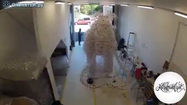 Мамонт из пластиковых бутылок смотреть онлайн