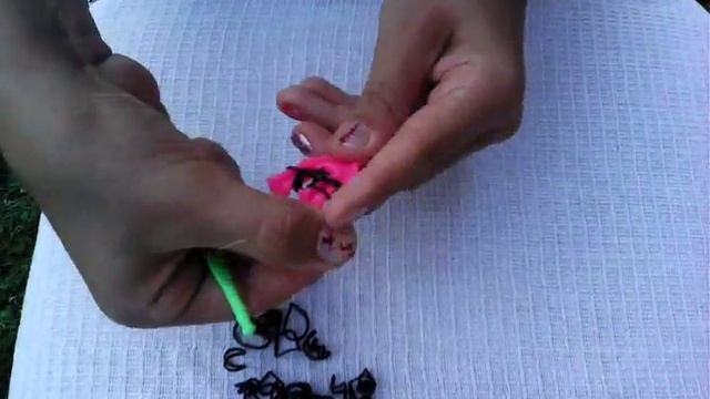 DIY: Чокер из резинок смотреть онлайн