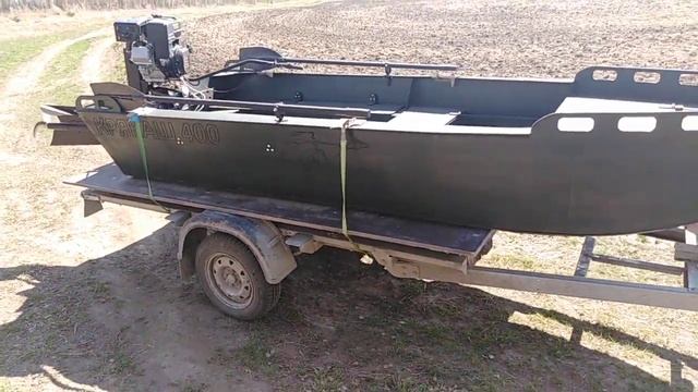 Комплект Мотор-болотоход 20л.с и лодка ПНД Крякаш 400