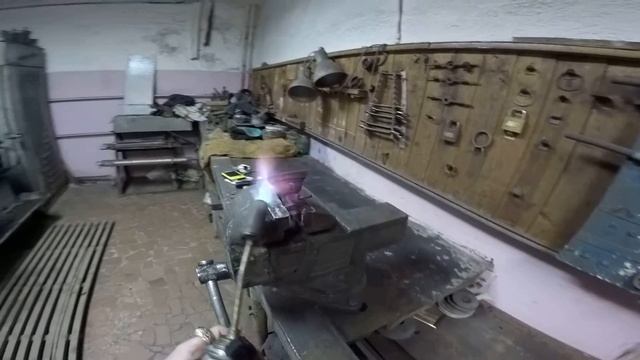 прожегаю горелку примуса Шмель 1 выпуска 1970 года, завода Арсенал смотреть онлайн