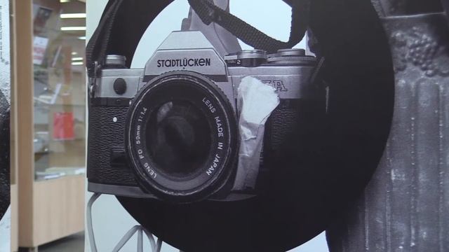 Выставка плакатов "Золотая пчела" смотреть онлайн