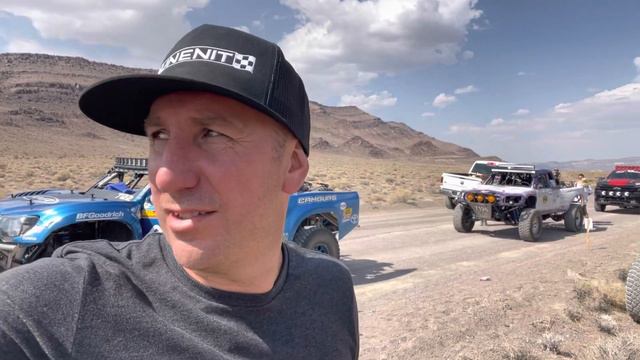 Pit crew Vegas to Reno 2021. AMR Racing смотреть онлайн