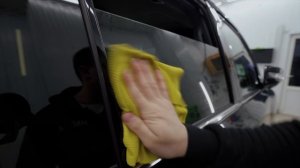 Как протереть стекла без разводов на авто. Самая быстрая и лучшая технология чистки стекол.