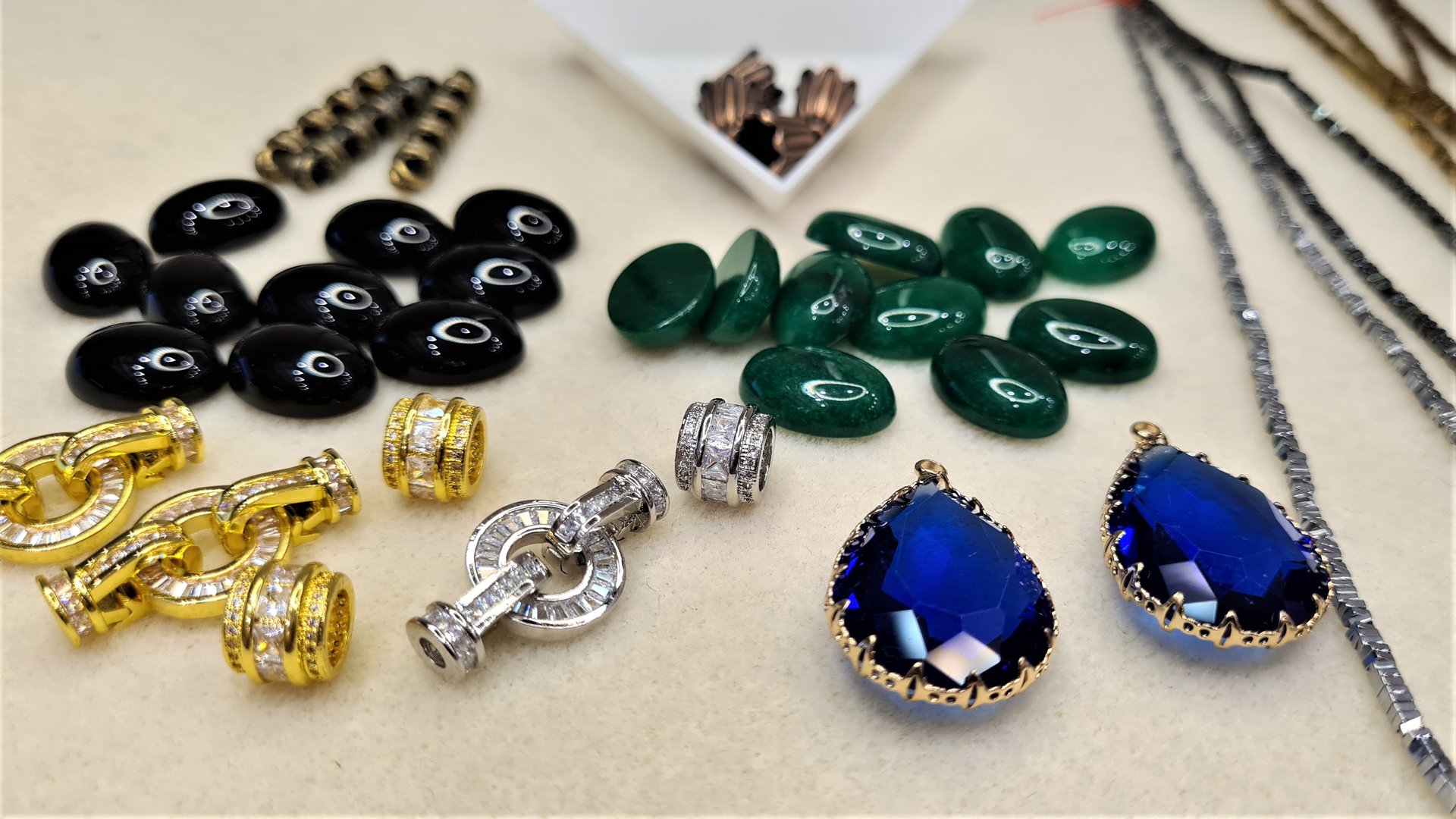 AliExpress🛒 Кабошоны, фурнитура и гематит смотреть онлайн