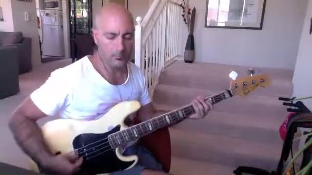 Wari - Alpha Blondy - REGGAE (Bass Cover). 1977 Fender Jazz Bass. смотреть онлайн