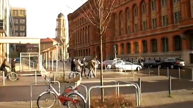 Das Rote Rathaus in Berlin-Mitte - Netticket.de: Das Reiseportal im Internet смотреть онлайн