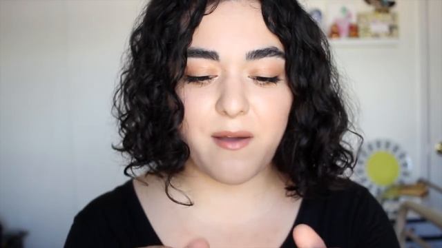 L'Oréal Voluminous Féline Noir Mascara Reseña | Beauty Bite смотреть онлайн