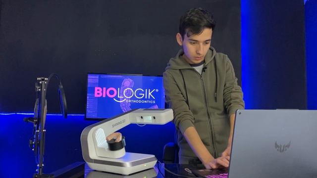 ¿CÓMO ESCANEAR UN MODELO DENTAL? - SHINING 3D смотреть онлайн