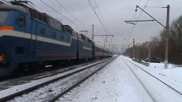 Электровоз ЧС7 с поездом № 112 Смоленск - Москва смотреть онлайн
