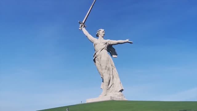 THE BATTLE OF STALINGRAD смотреть онлайн