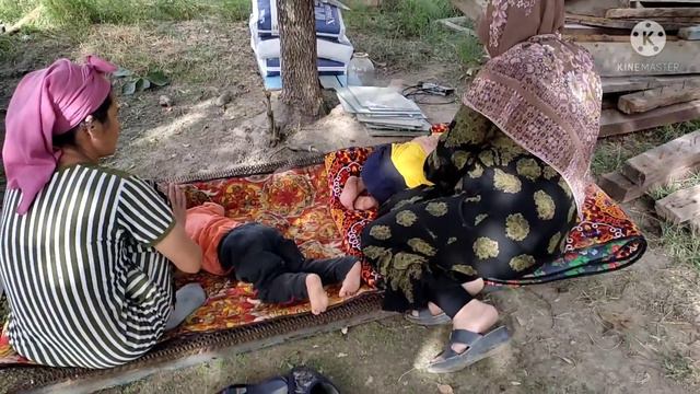 ХАРОБАДАГИ АЕЛ ЭНДИ ИККИ БОЛА БИЛАН КАЕРГА БОРАДИ смотреть онлайн