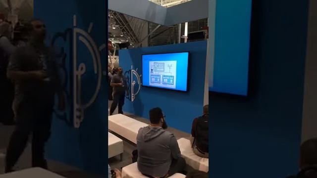 Cisco UCS loves Kubernetes, Docker and OpenStack - Vikram Hosakote - Red Hat Summit 2017 Boston смотреть онлайн