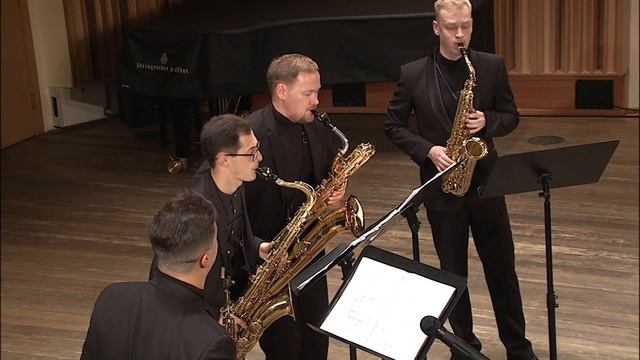 Russian Sax Quartet, Café St. Germain by Toshio Mashima смотреть онлайн