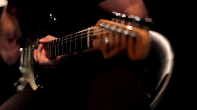 Fender American Deluxe Stratocaster (clean tone) смотреть онлайн
