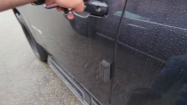 JACQUIE - 2023 CHEVROLET TAHOE LT DARK ASH METALLIC смотреть онлайн