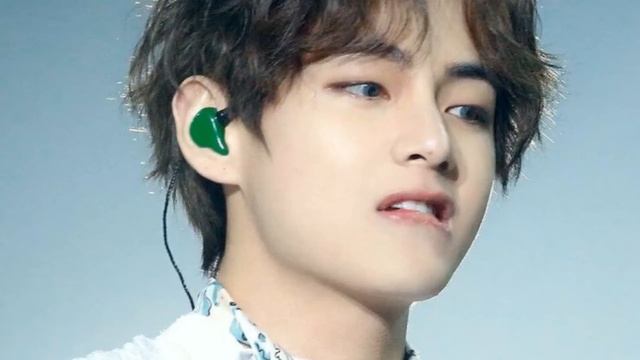 ?Озвучка A / Замки из пены / Фанфик / БТС/ Вигуки смотреть онлайн