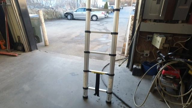 Телескопическая лестница Иван. Yvan Telescoping Ladder 12.5 FT смотреть онлайн