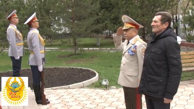 Полицейские СКО поздравляют ветеранов и земляков с Днём Победы