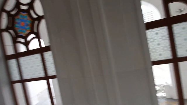 Чечня. г. Шали. Мечеть " Гордость мусульман" снаружи и внутри. смотреть онлайн