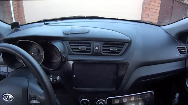 iPad mini в автомобиле Kia Rio смотреть онлайн