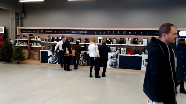 Новый супермаркет открылся в Киеве - Интернет-магазин ROZETKA вышел офлайн