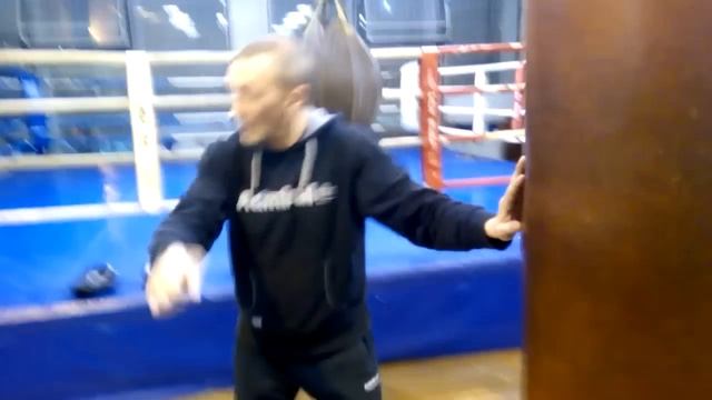 Длинный правый боковой и правый прямой смотреть онлайн