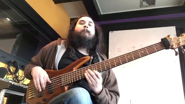 Black Sabbath - Planet Caravan (Bass Loop) смотреть онлайн