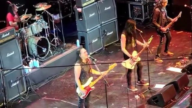 Who Wants To Be Lonely - Bruce Kulick - Kiss Kruise X 11-2-21 смотреть онлайн