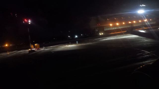 Руление и взлёт из Домодедово. Airbus A321-200 Ural Airlines Москва(Домодедово)-Омск.