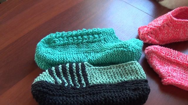 Тапки, связанные спицами. смотреть онлайн