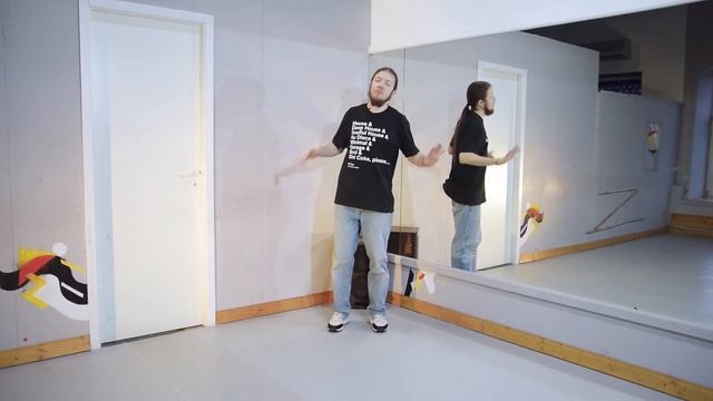 House dance basic - Salsa step смотреть онлайн