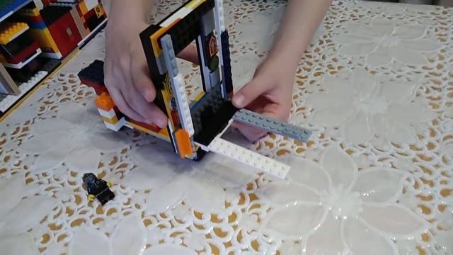 LEGO автомастерская смотреть онлайн