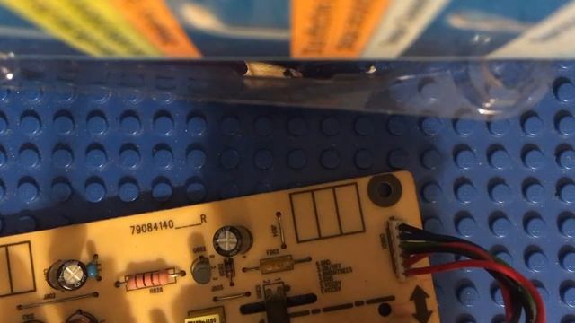 Trying to fix a old broken Flatron LG L192WS смотреть онлайн
