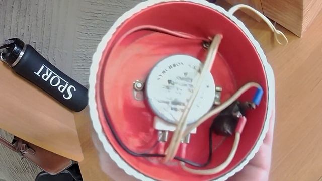 ночник из банки чипсов с приводом от микроволновки DIY a night light from a chip jar with a drive смотреть онлайн