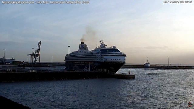 Швартовка круизного лайнера МОЕ СЕРДЦЕ КОРАБЛЯ - Mooring of the MEIN SCHIFF HERZ cruise ship смотреть онлайн