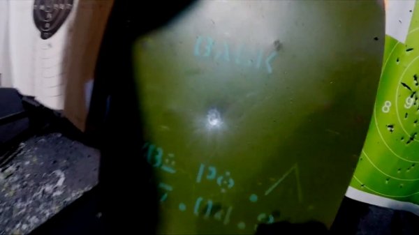 Steyr AUG против бронежилета 3 го класса cal. 223 rem