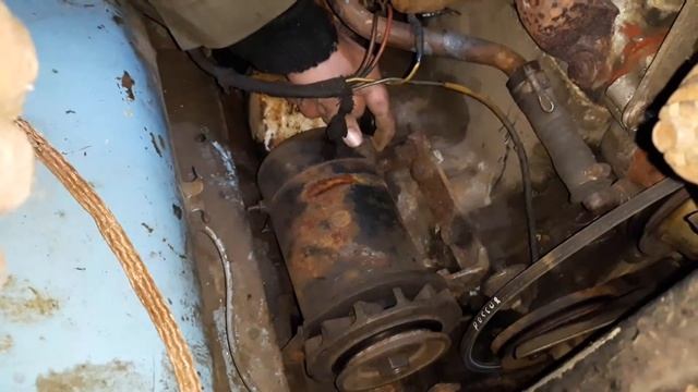 Как заменить щётки генератора ГАЗ- 21 смотреть онлайн