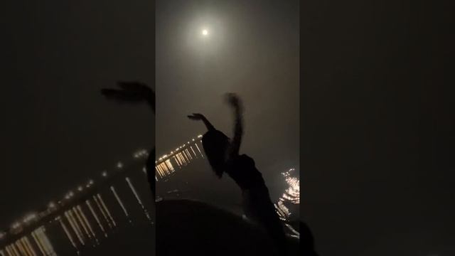 Случайный танец под луной!!! смотреть онлайн