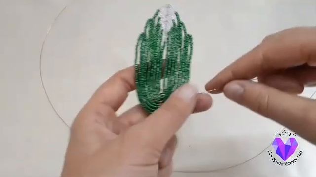 ☘Листик из бисера .Французское бисероплетние мастер класс/Beaded leaf. French beadwork смотреть онлайн