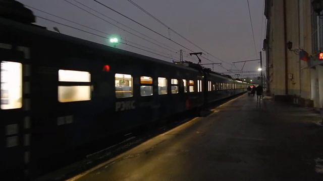 Отправление электропоезда ЭП2Д-0085 сообщением Рязань-Москва смотреть онлайн