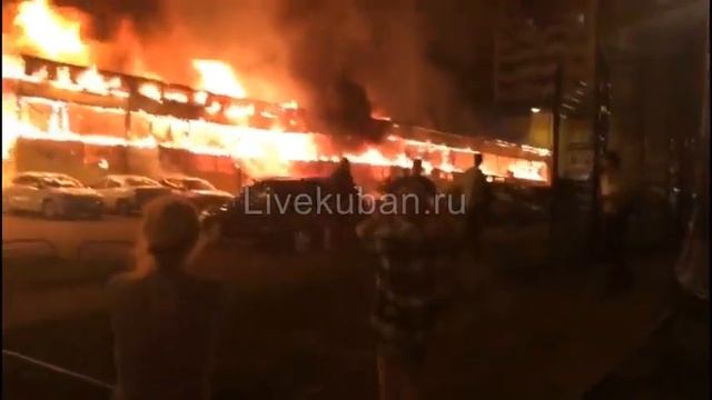 ВИДЕО пожара на Восточно-Кругликовской смотреть онлайн