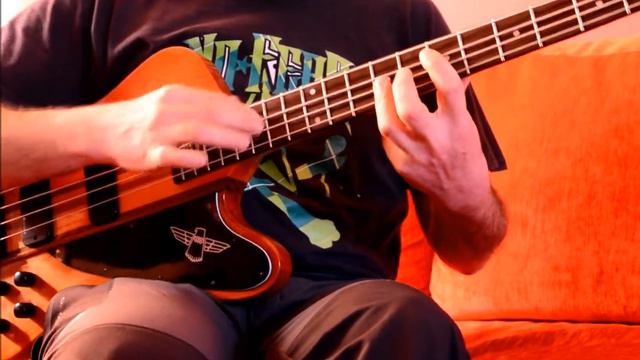 TAPPING ON BASS EPIPHONE THUNDERBIRD PRO IV смотреть онлайн