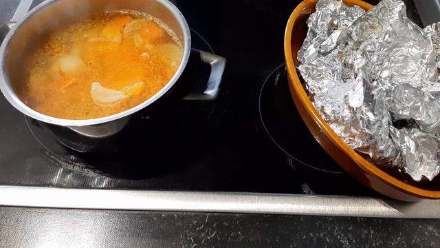 Готовим самый вкусный тыквенный суп пюре. Без картофеля. Очень нежный и ароматный смотреть онлайн