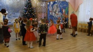 Вход Снегурочки и Танец со снежками ❄❄❄ на новогоднем утреннике в детском саду