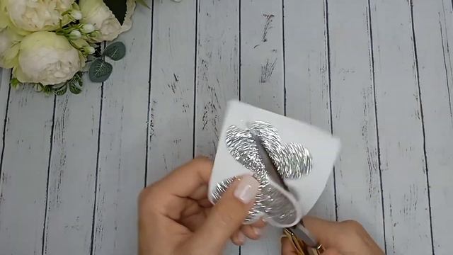 каждый год на 1 сентября их заказывают много! украшение на гульку (пучок) смотреть онлайн