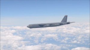 АМЕРИКАНСКИЙ БОМБАРДИРОВЩИК Б-52 (АВИАБАЗА БАРКСДЕЙЛ): ВЗЛЕТ, ДОЗАПРАВКА В ВОЗДУХЕ И БОМБОМЕТАНИЕ